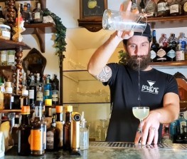 Bohème, a Catania il locale senza drink list fra cocktail e cucina siciliana