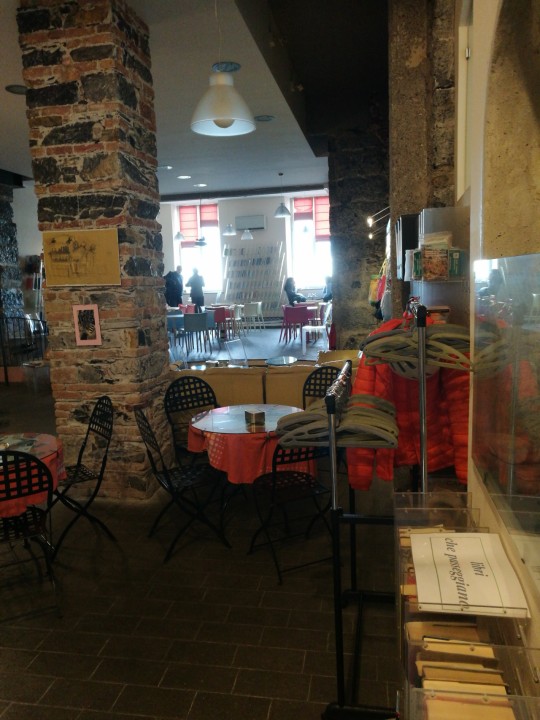 La Passeggiata Librocaffe'