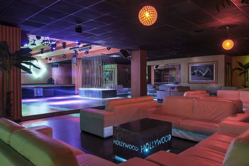 Hollywood™ Club Prive Torino Per Coppie E Singoli A Torino