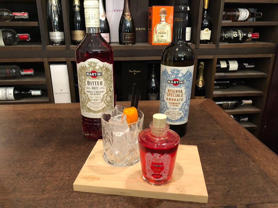 Amèlie Vinoteque Et Taverne