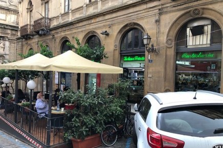 Bar Iudica E Trieste