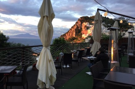 Capri Garden Bar