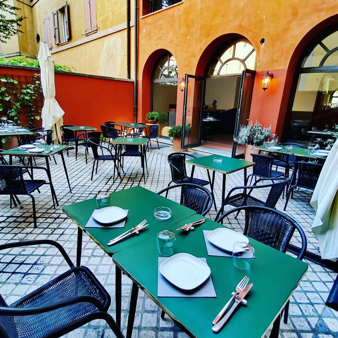 Enoteca Astolfo Sulla Luna